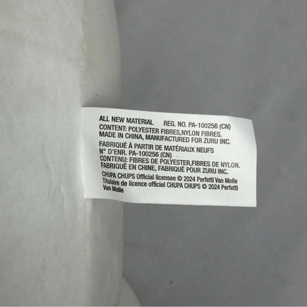 Zuru Snackles Christmas 12" Snowman Plush with Candy Cane - Picture 6 of 9